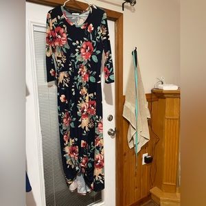 Butter soft boutique dress! Only worn twice!